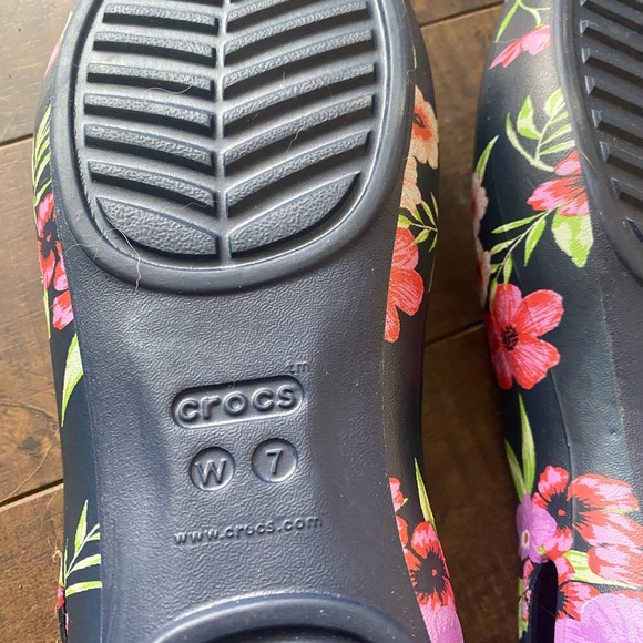 Crocs  Eve Floral sling backs - Picture 7 of 11